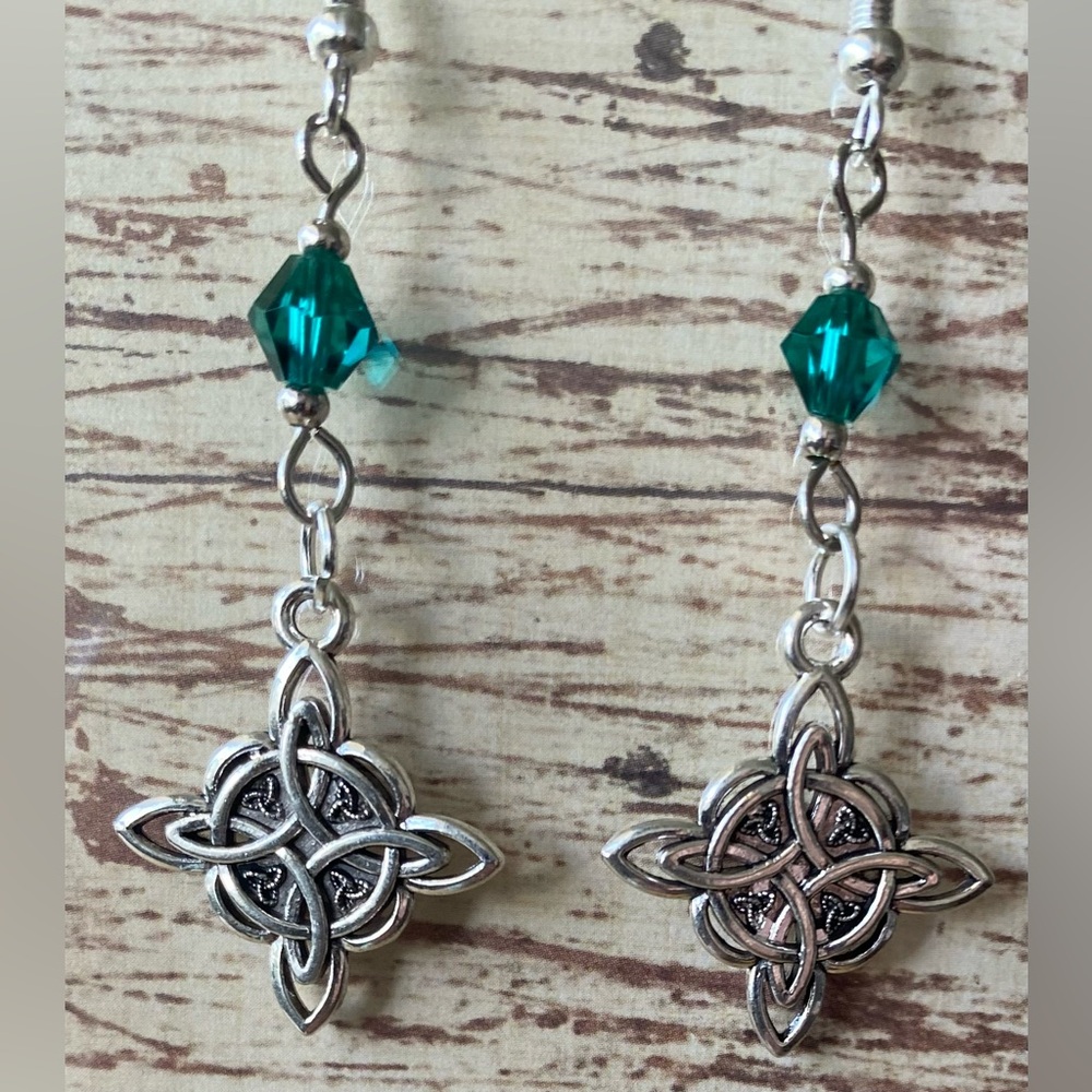 Celtic Knot with Emerald Green Crystal Beads